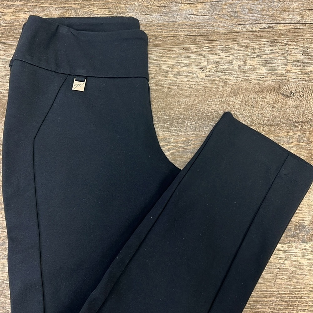 Up! Women’s Body Shaping Ankle Pants Size 4